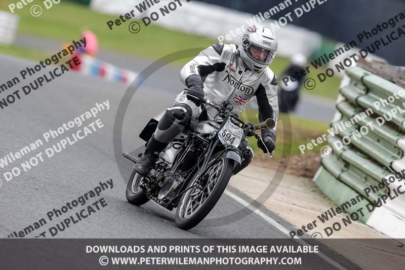 Vintage motorcycle club;eventdigitalimages;mallory park;mallory park trackday photographs;no limits trackdays;peter wileman photography;trackday digital images;trackday photos;vmcc festival 1000 bikes photographs